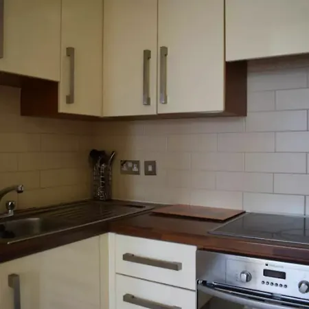 Apartamento 2 Bedroom In *